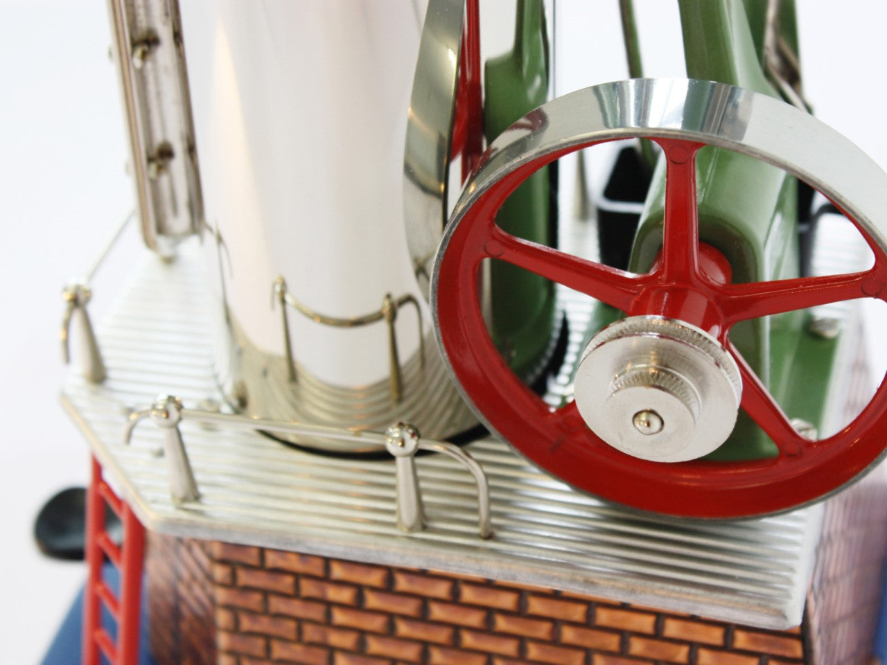 Wilesco D455 Stationary Vertical Steam Engine – Milbury Model Company