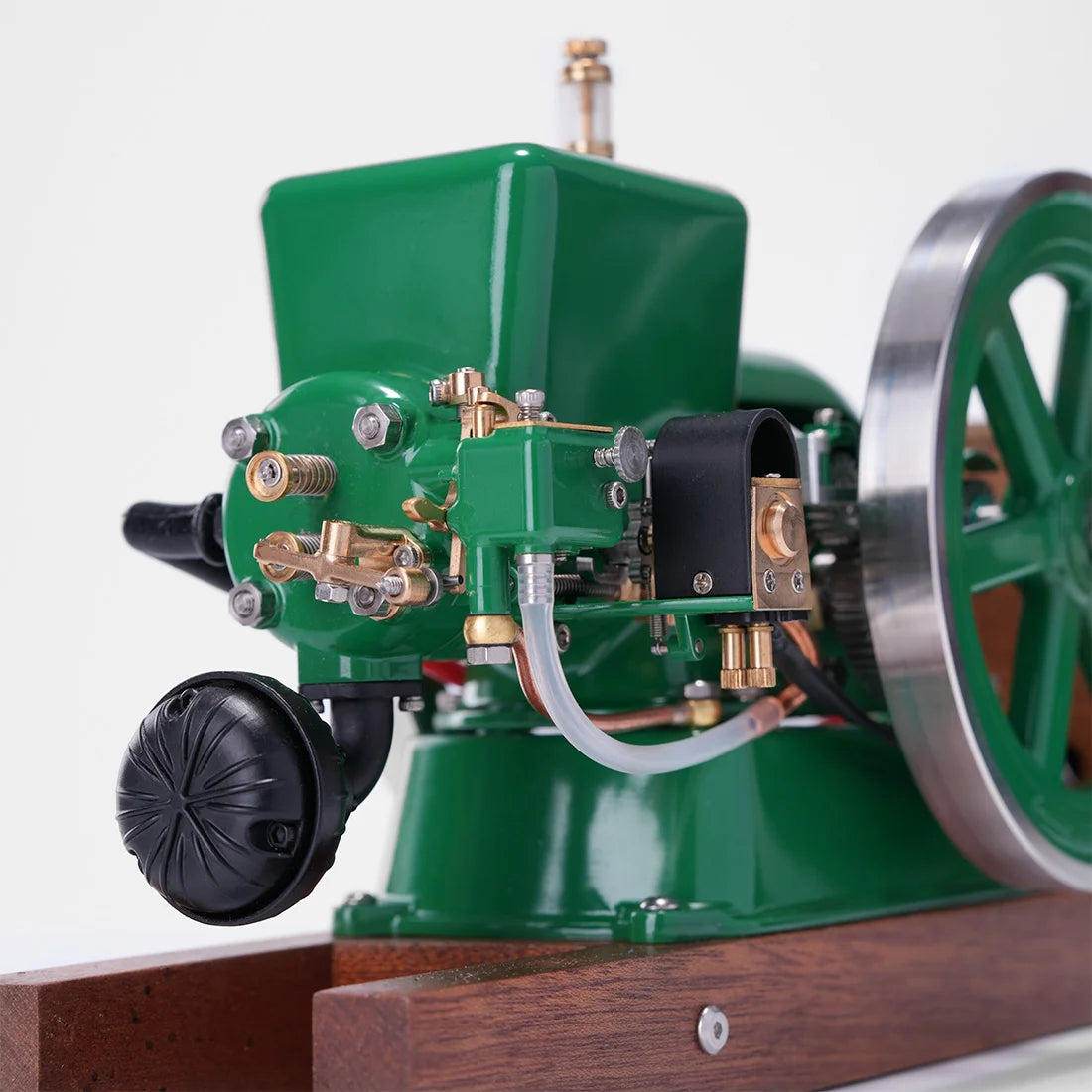 Retrol Z01 Four-Stroke Gas IC Engine Model – Milbury Model Company